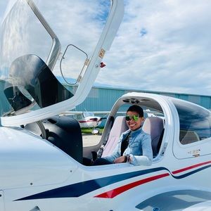 Meet your Posher, Vivian